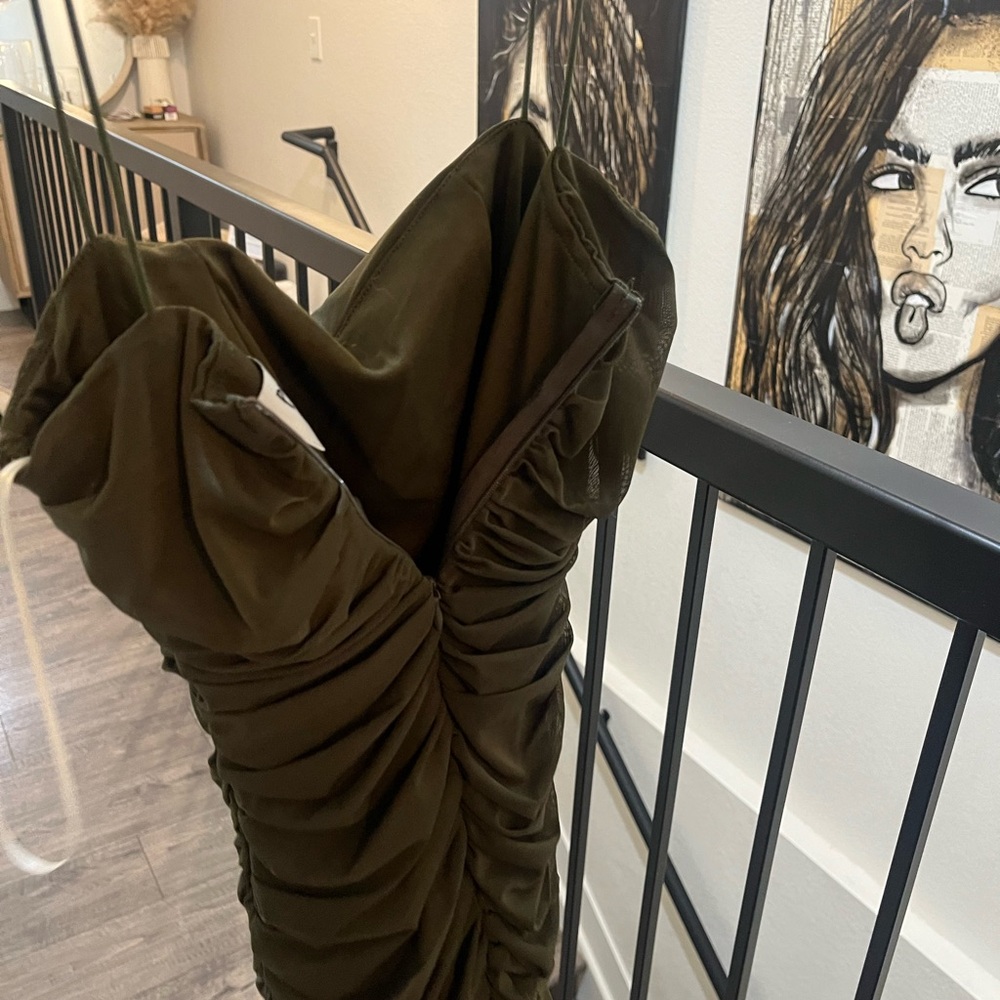 Dark olive green bodycon dress princess polly